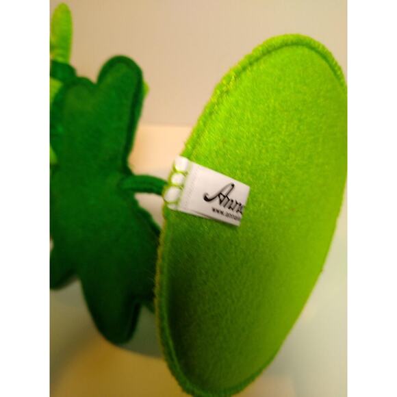 ANNALEE St Patrick's Day Doll Irish Leprechaun Giant Shamrock Vintage Kitsch - Picture 7 of 8